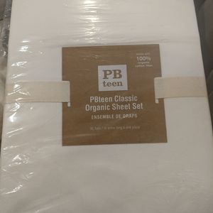 Pottery Barn Teen organic Twin xl sheet brand new
